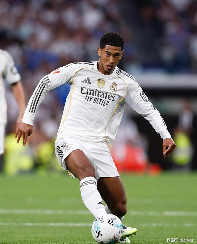 英超积分榜：阿森纳2分领先曼城，维拉第3曼联第6利物浦第10