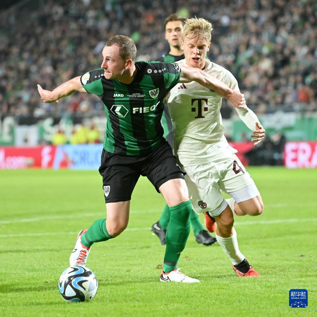 阿森纳3-1拜仁，廷贝尔、马杜埃凯、马丁内利破门，诺伊尔送礼