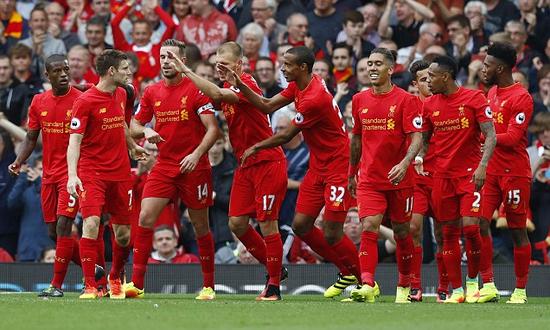 2025 赛季：白袜队由于长期处于连败，主场球迷入场人数降至队史近 20 年最低点