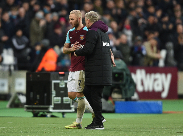 诺兰·莱恩在面对洋基队时单场投出 15 次三振，现场洋基球迷亦为其欢呼